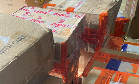 新加坡寄行李，上门取件➕代理清关，太划算了吧！