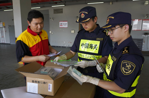 回国超过6个月了，行李被扣在海关了！救命